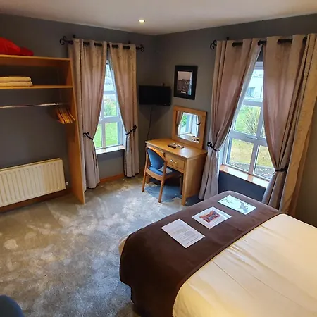 Priory Guest *